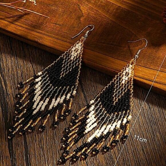 Handmade Beaded Boho Dangle Earrings - Picture 4 of 4